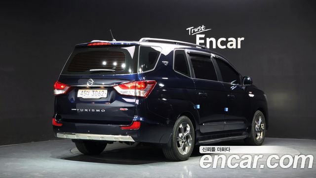 SsangYong Korando 4WD TX 9-seater - фото 1