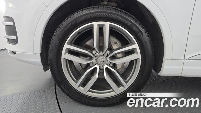Audi Q7 45 TFSI Quattro - фото 4