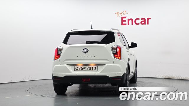 SsangYong Tivoli Gasoline 1.5 2WD V3 - фото 3