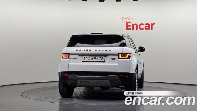 Land Rover Range Rover Evoque 2.0 TD4 SE - фото 3