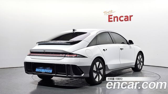Hyundai Ioniq6 Long Range Prestige - фото 1