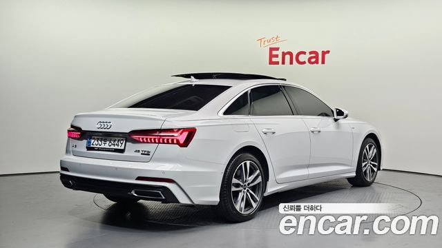 Audi A6 C8 45 TFSI Quattro Premium - фото 1