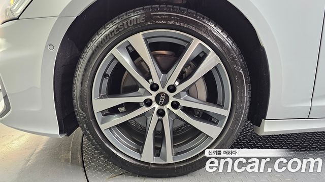 Audi A6 C8 45 TFSI Quattro Premium - фото 4