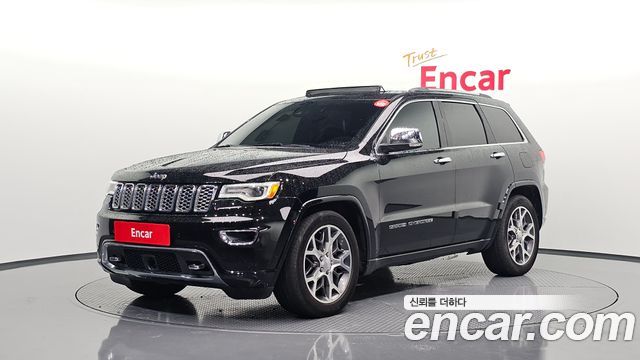 Jeep Cherokee 3.6 Overland WK2 - фото 0