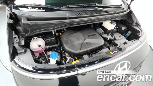 Hyundai Staria Cargo 5-Seater Modern - фото 4