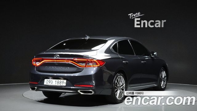 Hyundai Grandeur IG 3.0 Exclusive Special - фото 1