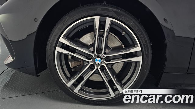 BMW 1-Series F40 120i M Sports - фото 4