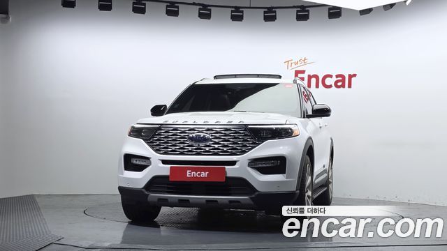 Ford Explorer 6-го поколения 3.0 Platinum 4WD - фото 2