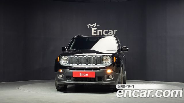 Jeep Renegade 2.4 Longitude High - фото 2