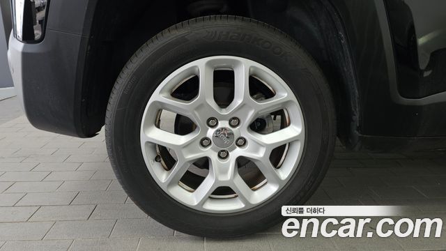 Jeep Renegade 2.4 Longitude High - фото 4
