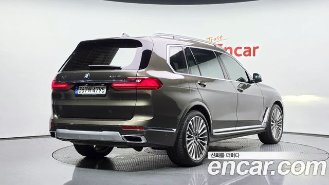 BMW X7 G07 xDrive 40i Design Pure Excellence 6-Seater - фото 1