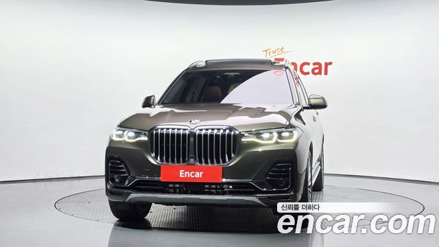 BMW X7 G07 xDrive 40i Design Pure Excellence 6-Seater - фото 2