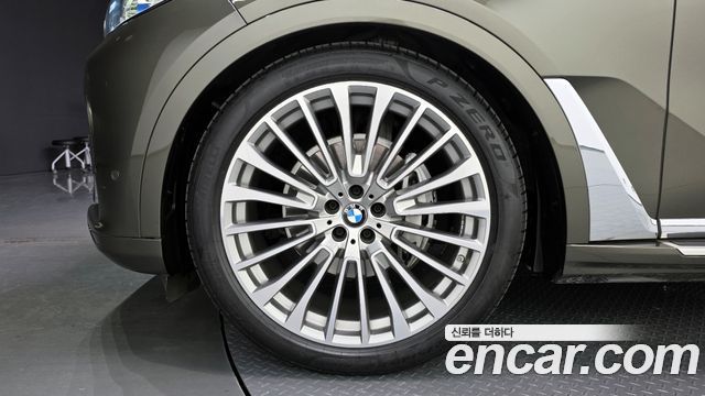 BMW X7 G07 xDrive 40i Design Pure Excellence 6-Seater - фото 4