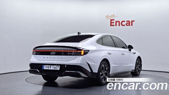 Hyundai Sonata DN8 2.0 Exclusive - фото 1