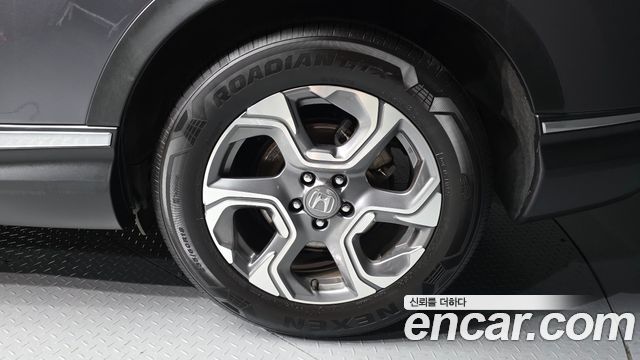 Honda CR-V 5-го поколения 1.5 EX-L 2WD - фото 4