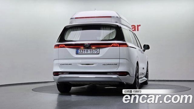 Kia Carnival 4-го поколения Gasoline 9-Seater Hi-Limousine Signature - фото 3