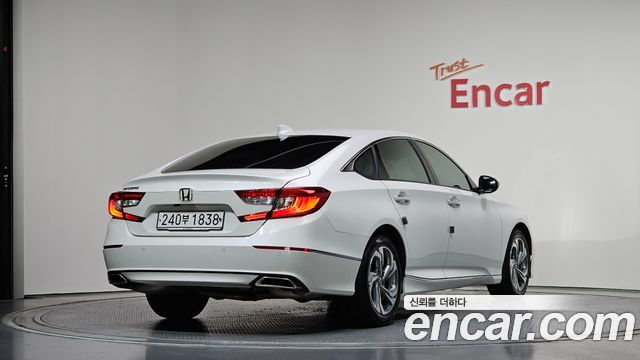 Honda Accord 10-го поколения 1.5 Turbo - фото 1