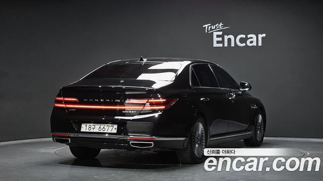 Genesis G90 3.3 T AWD Luxury - фото 1