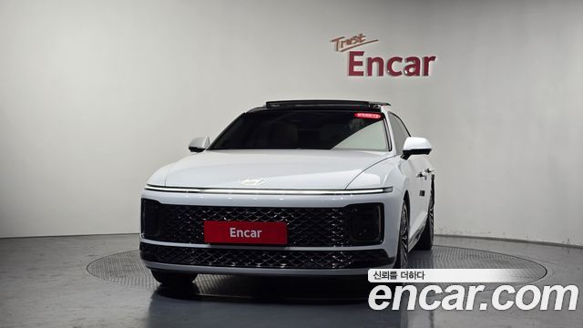Hyundai Grandeur GN7, гибрид Calligraphy - фото 1