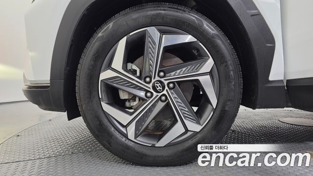 Hyundai Tucson NX4 Gasoline 1.6 Turbo 2WD Inspiration - фото 4
