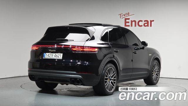 Porsche Cayenne PO536 3.0 E-Hybrid - фото 1