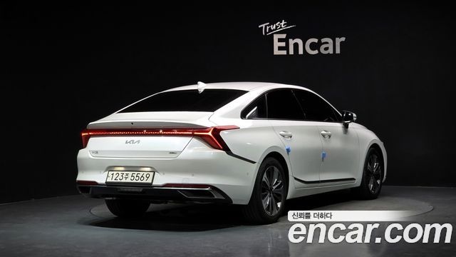 Kia K8 гибрид Noblesse - фото 1