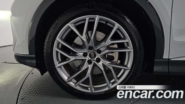 Audi Q4 e-tron F4 45 Premium - фото 4