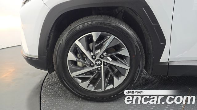 Hyundai Tucson NX4 Diesel 2.0 2WD Premium - фото 3