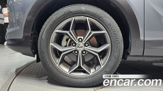 SsangYong Korando Gasoline 1.5 2WD C5 Plus - фото 4
