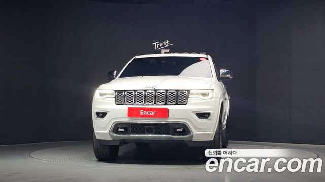Jeep Cherokee 3.6 Overland WK2 - фото 2