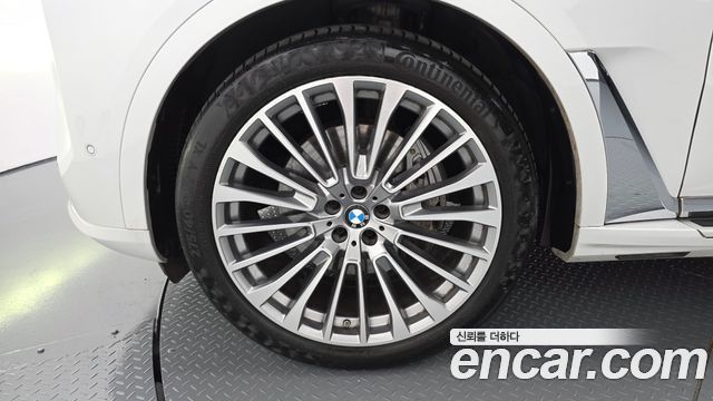 BMW X7 G07 xDrive 40d Design Pure Excellence 7-Seater - фото 4