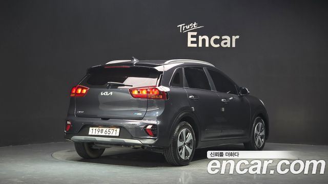 Kia Niro Новый 1.6 HEV Trendy - фото 1