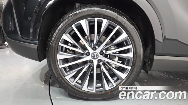 Lexus RX 5-го поколения Luxury - фото 4