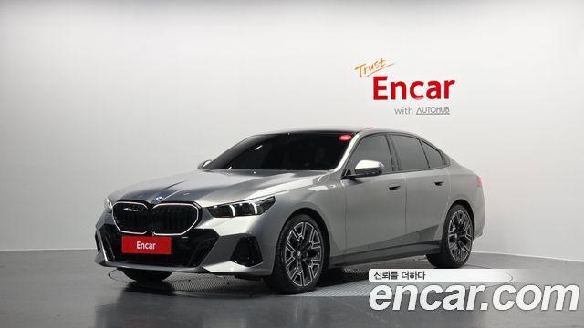 BMW 5-Series G60 530i xDrive M Sport Pro Special Edition - фото 0