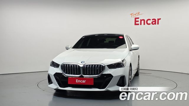 BMW i5 G60 eDrive 40 M Sport - фото 2