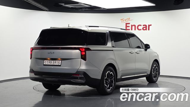 Kia Carnival Новый 4-го поколения 9-Seater Noblesse - фото 1