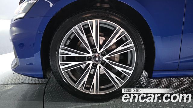Audi A6 C8 40 TDI Quattro Premium - фото 4