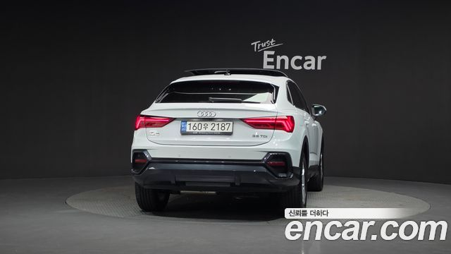 Audi Q3 F3 35 TDI Premium Sportback - фото 3