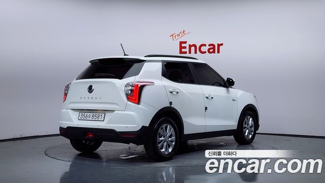 SsangYong Tivoli Gasoline 1.5 2WD V3 - фото 1