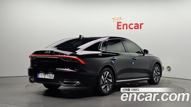 Hyundai Grandeur Новый IG, гибрид Premium Choice - фото 1