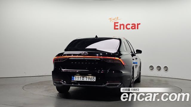 Hyundai Grandeur Новый IG, гибрид Premium Choice - фото 3