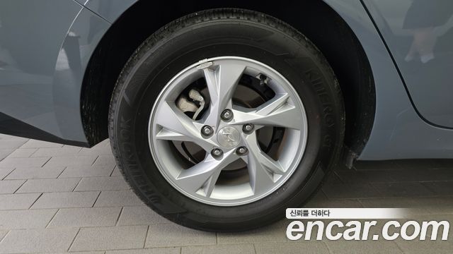 Hyundai Avante CN7 1.6 Smart - фото 4