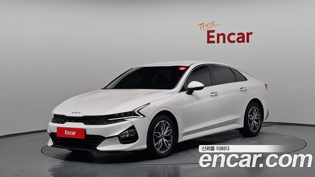 Kia K5 3-го поколения 2.0 Prestige - фото 0