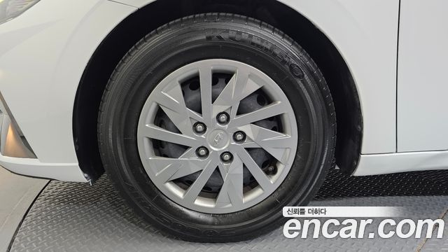 Hyundai Avante CN7 1.6 Smart - фото 4