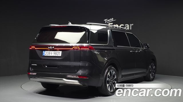Kia Carnival 4-го поколения 9-Seater Signature - фото 1