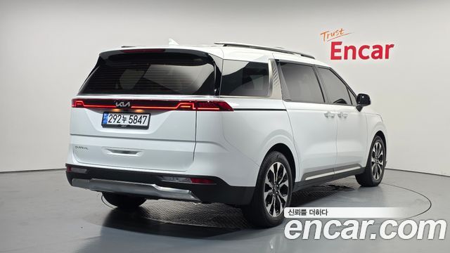 Kia Carnival 4-го поколения Gasoline 7-Seater Outdoor Noblesse - фото 1
