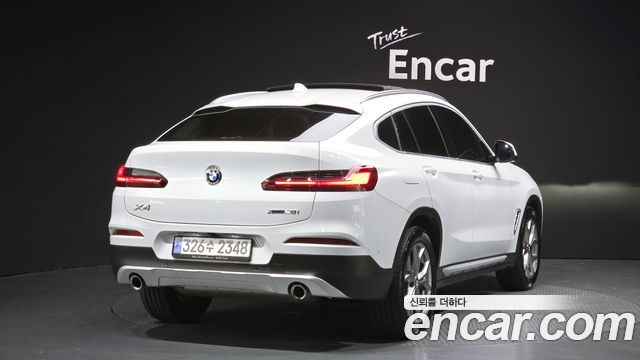 BMW X4 G02 xDrive20i xLine - фото 0