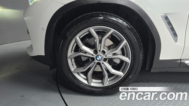 BMW X4 G02 xDrive20i xLine - фото 3