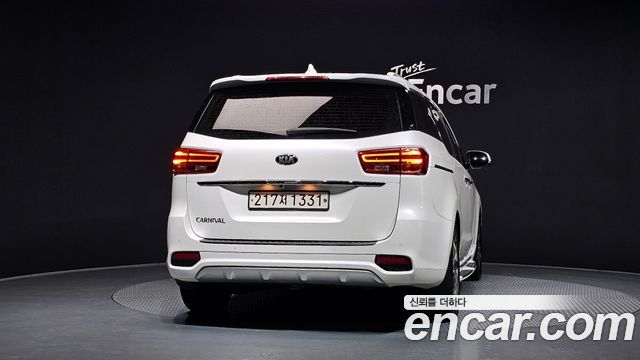 Kia Carnival Новый 9-Seater Noblesse Special - фото 3