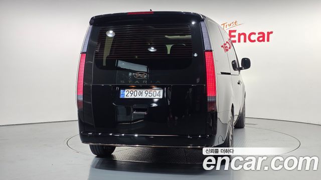 Hyundai Staria HEV 1.6 Lounge 7-Seater Inspiration - фото 3